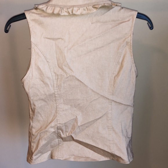 Vest - Picture 4 of 4